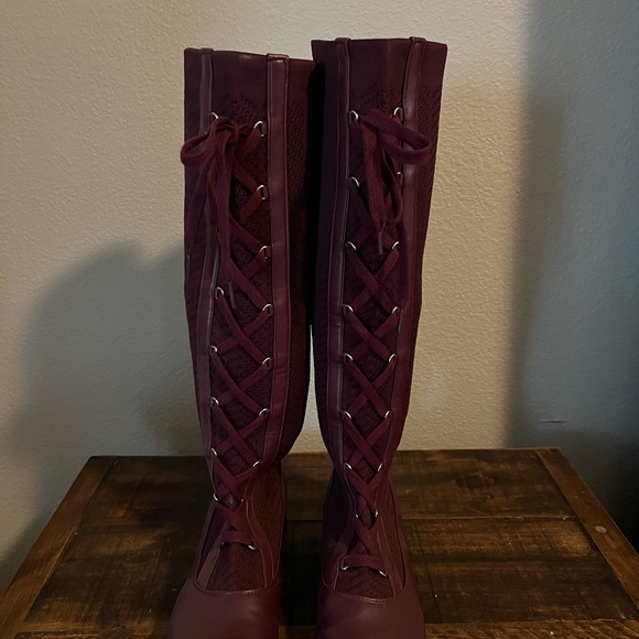 Womens Tall Boots - Picture 1 of 3